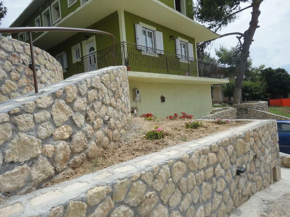 Yialos Apartments Livathos  Greece